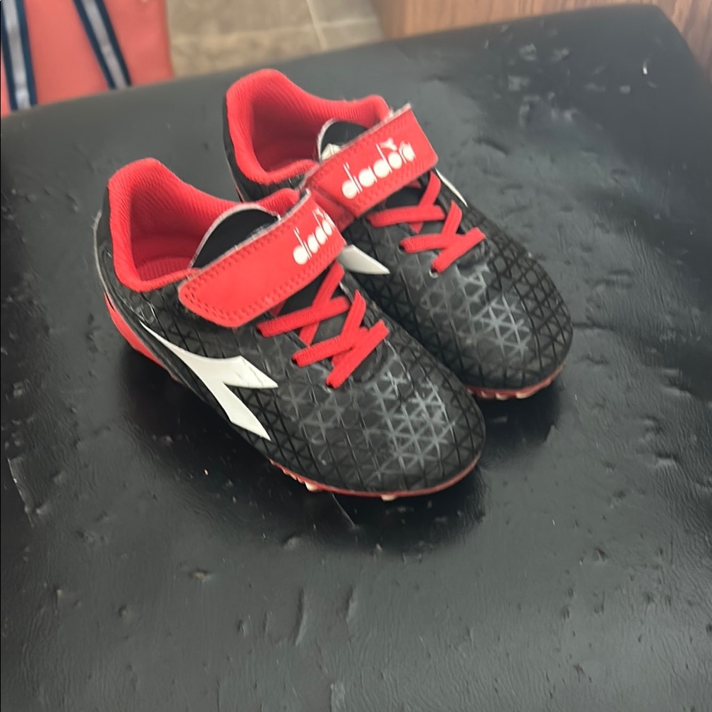 Diadora Kids Black and Red Soccer Shoes